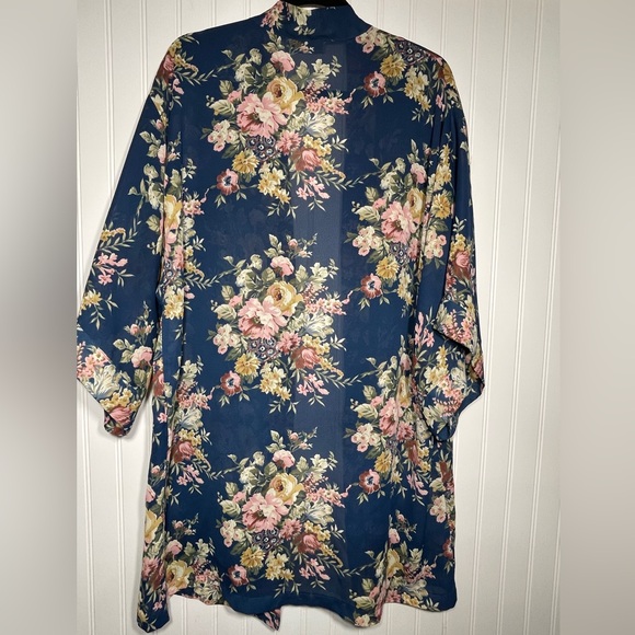 Vintage Val Mode Lingerie Made In the USA size medium No Belt - Picture 2 of 4